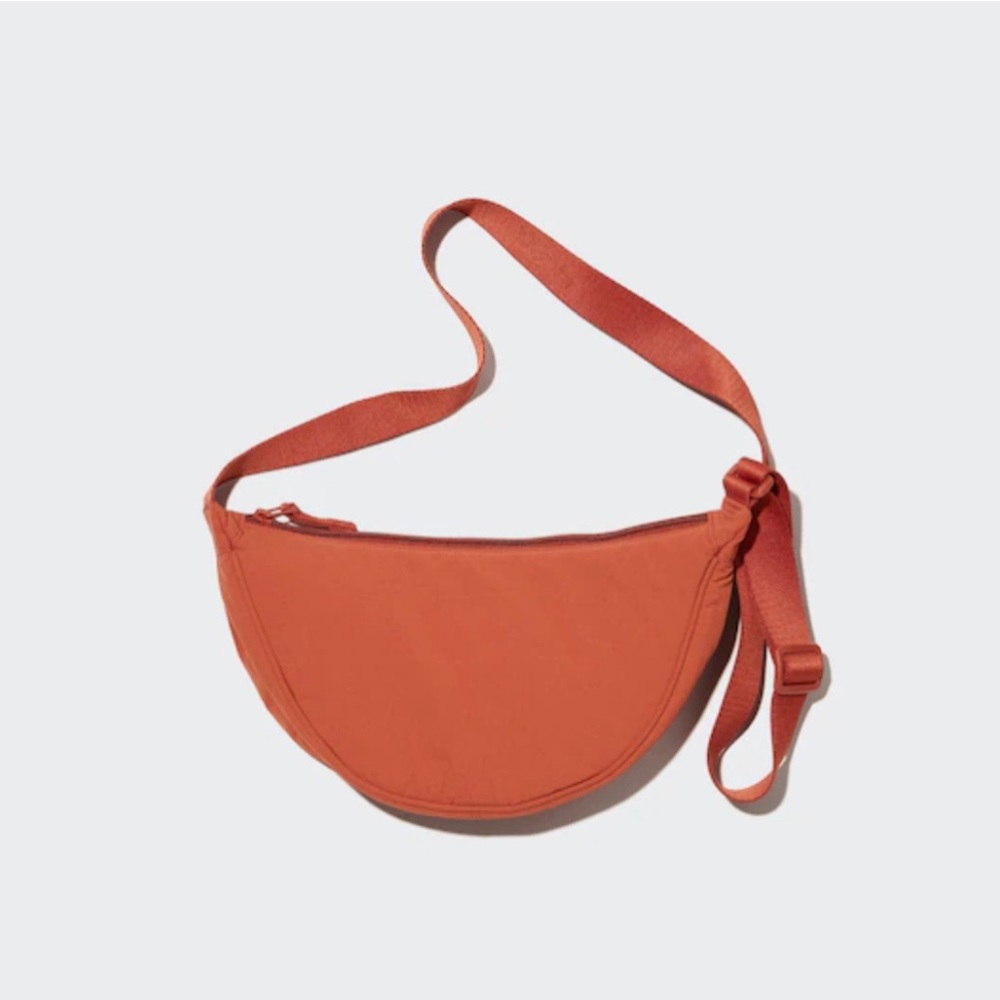 Uniqlo Round Mini Shoulder Bag